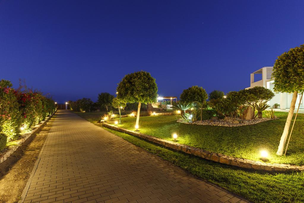 אפאנטו Belvedere Beachfront Villa מראה חיצוני תמונה